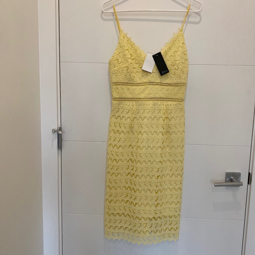 Nordstroms Sunny Lace Dress New with tags - Small